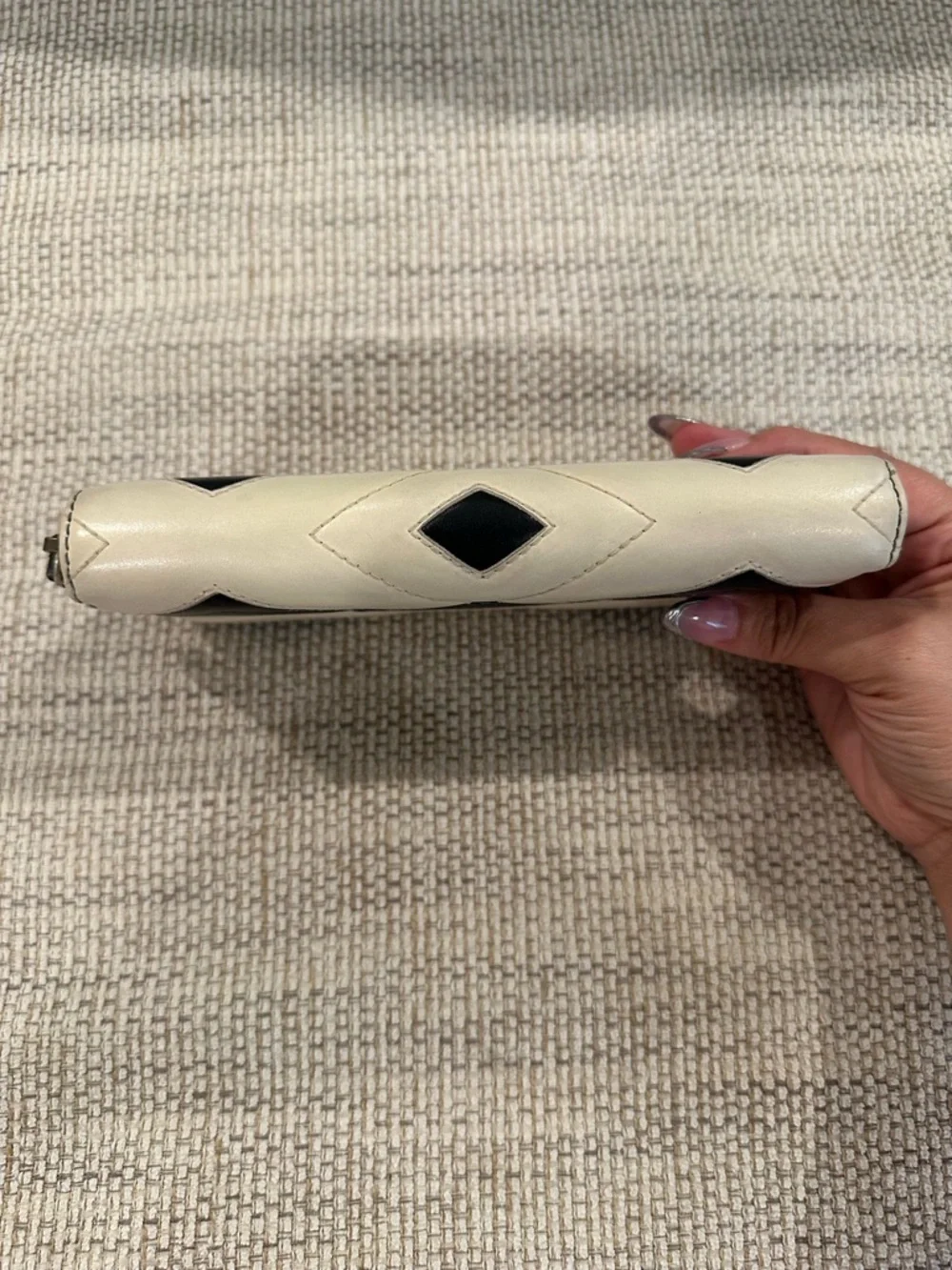 Gucci GG Marmont Matelassé zip-around wallet - Picture 7 of 12